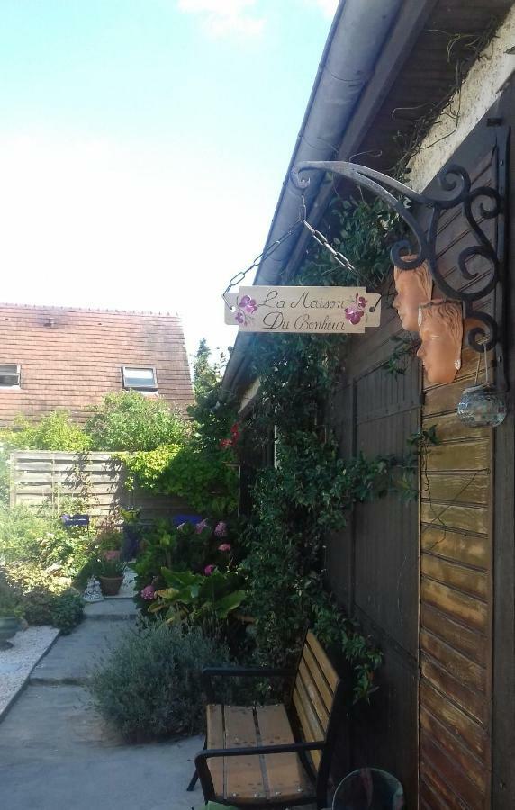 La Maison Du Bonheur Saintry-sur-Seine Eksteriør bilde